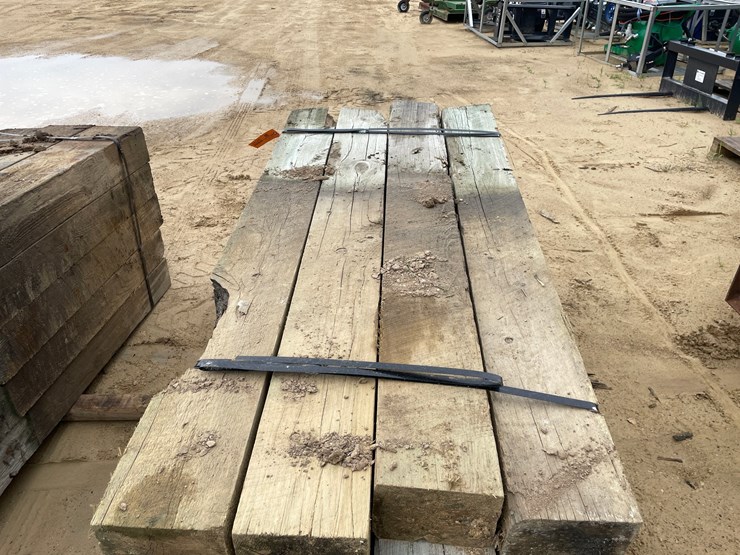 #3639-•-bundle-of-used-guard-rail-posts-image-7