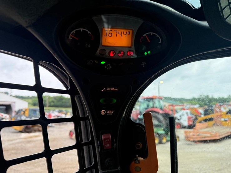 2019-bobcat-t770-image-24