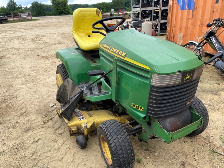 john-deere-345-image-2