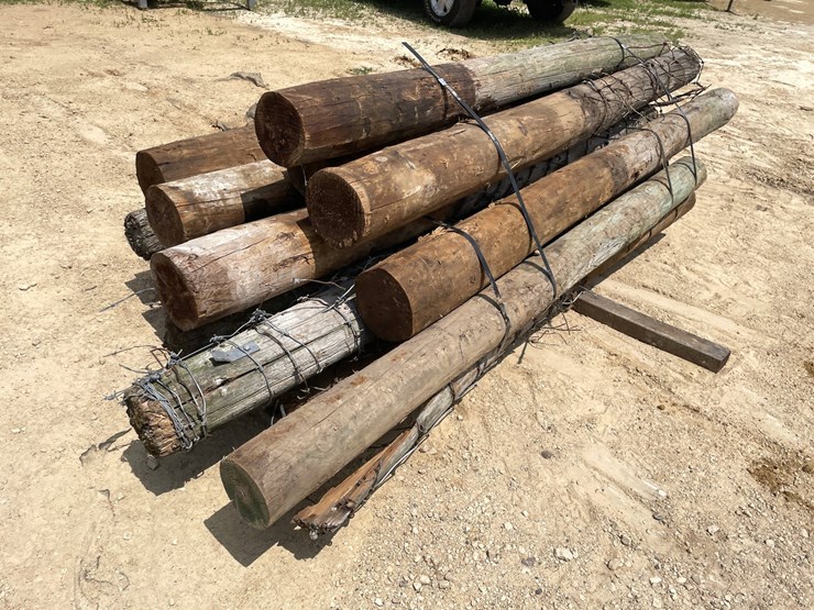 #3617-•-bundle-of-used-round-posts-image-4