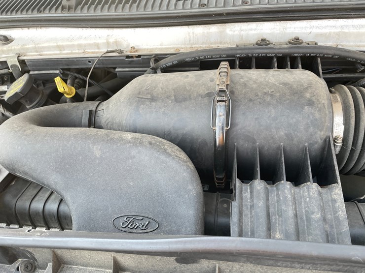 2009-ford-e350-image-92