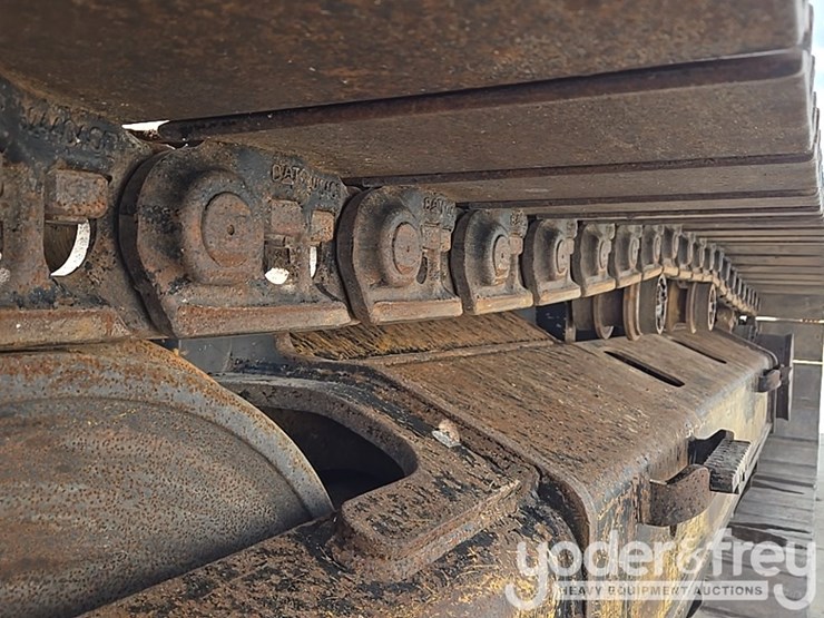 2019-caterpillar-336-image-12