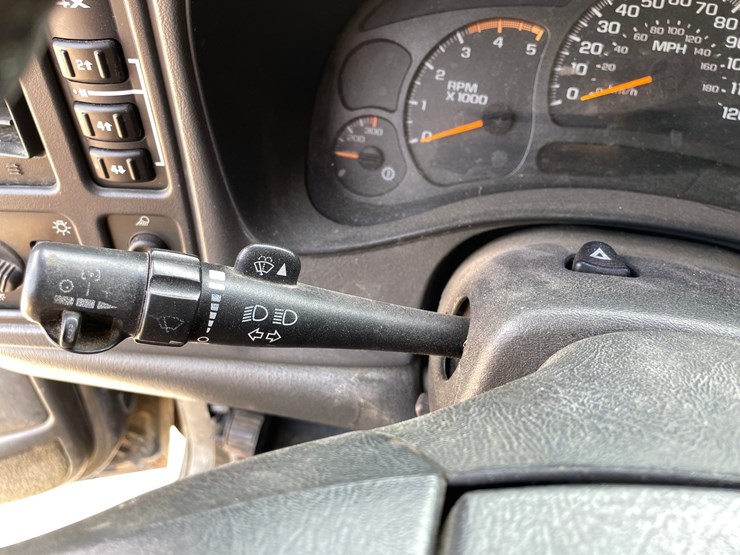 2003-chevrolet-silverado-2500hd-image-60
