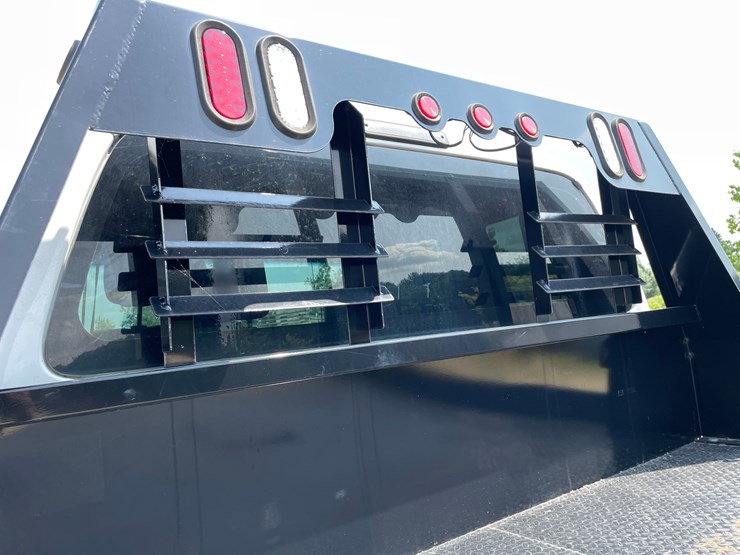 2015-ford-f550-image-16