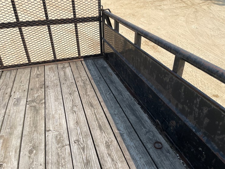 #222-•-2017-12'-tandem-axle-high-side-sport-warrior-trailer-(has-mn-title)-image-41