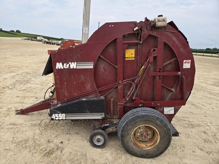 m&w-4590-image-5