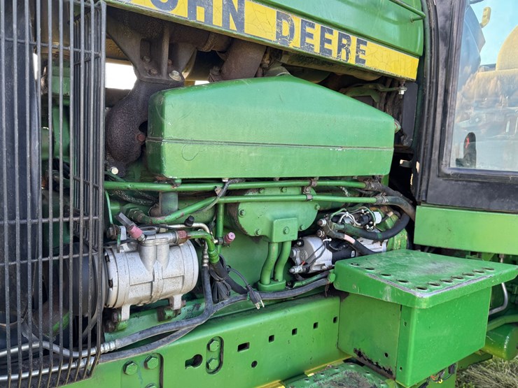 john-deere-4850-image-30