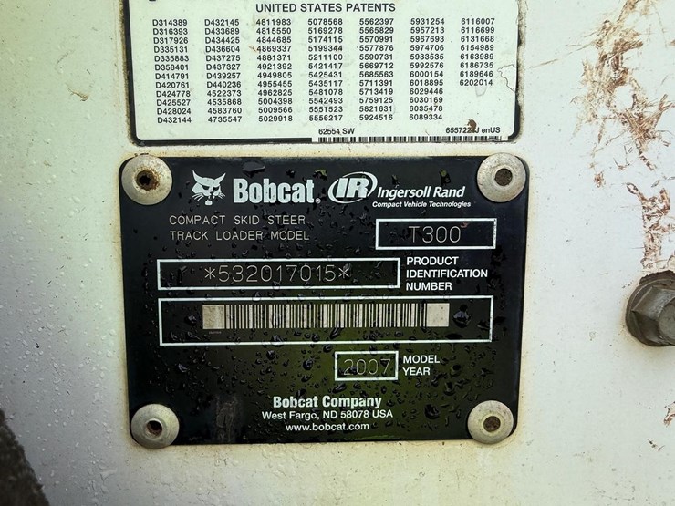 bobcat-t300-image-25