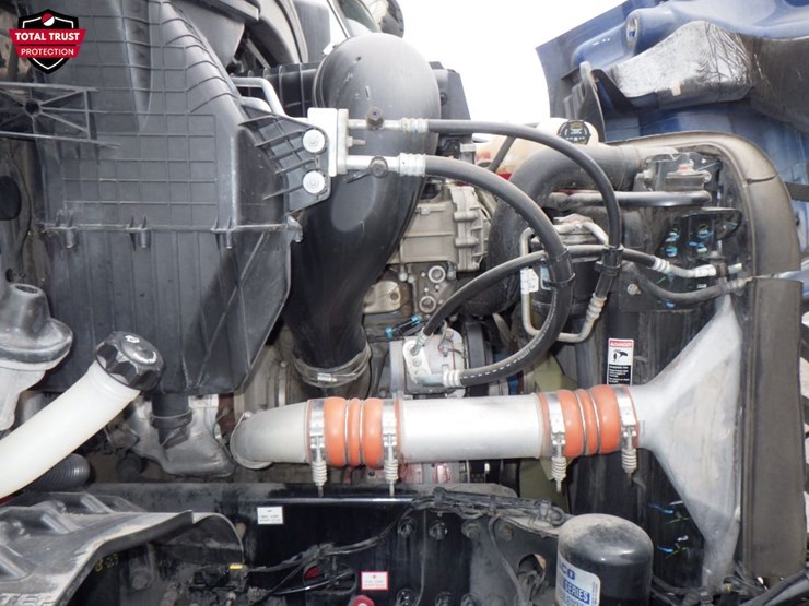 2020-freightliner-cascadia-116-image-20