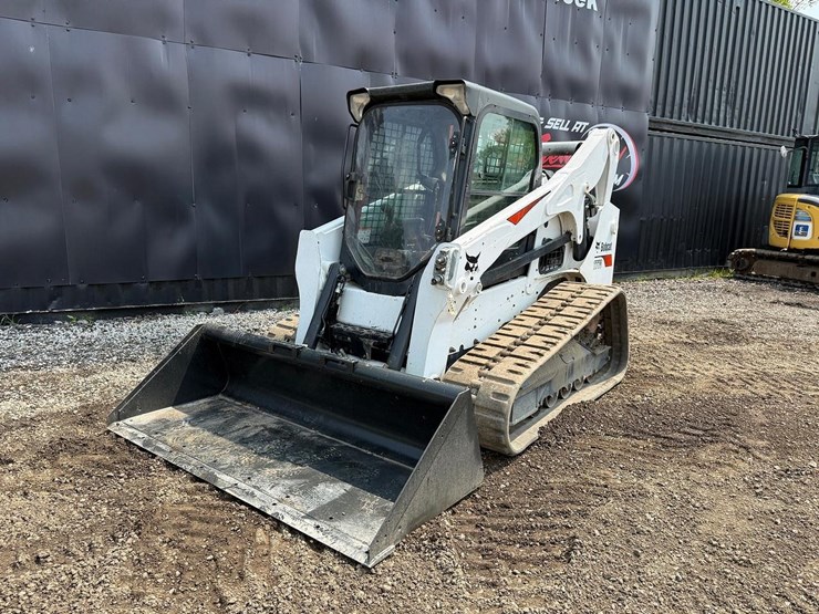 2020-bobcat-t770-image-8