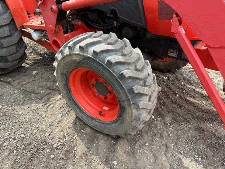kubota-l4701-image-11
