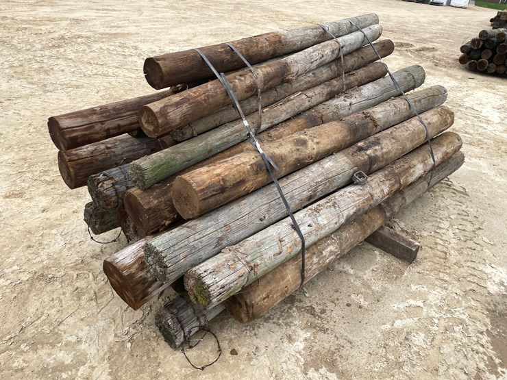 #3614-•-bundle-of-used-round-posts-image-4
