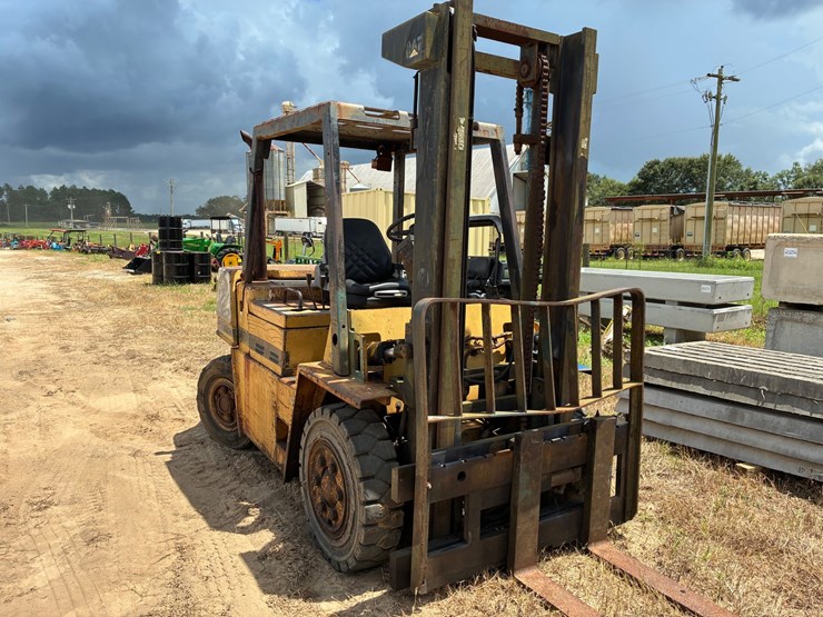 caterpillar-80-image-1