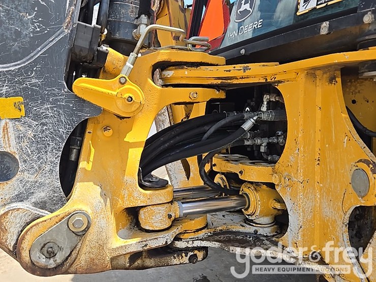2012-deere-310sk-image-34