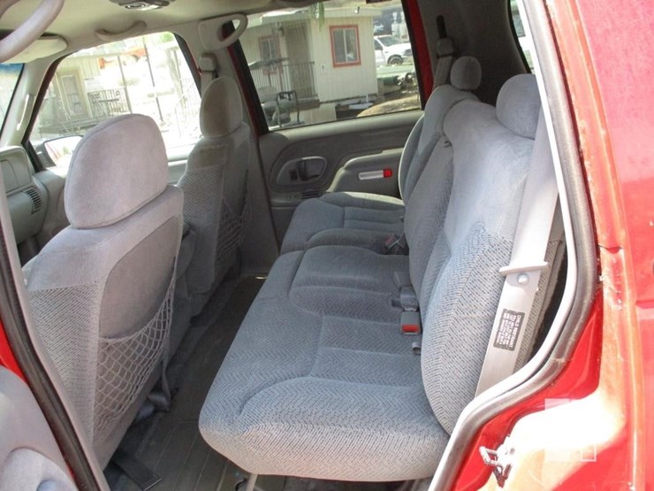 1999-chevrolet-tahoe-image-8