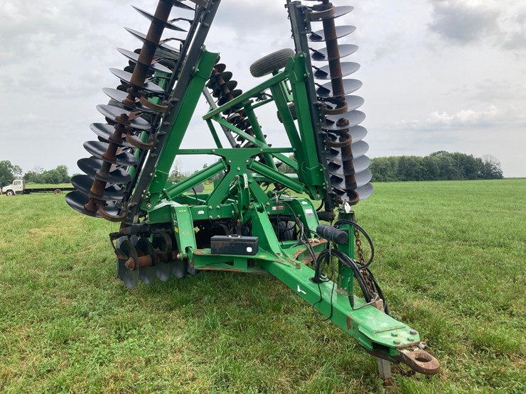 2015-john-deere-2620-image-6