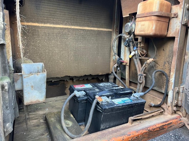 hitachi-ex200-image-28