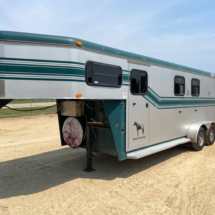#103 • 1998 Trailet 2-Horse Trailer with Overnight Package (Has WI Title)