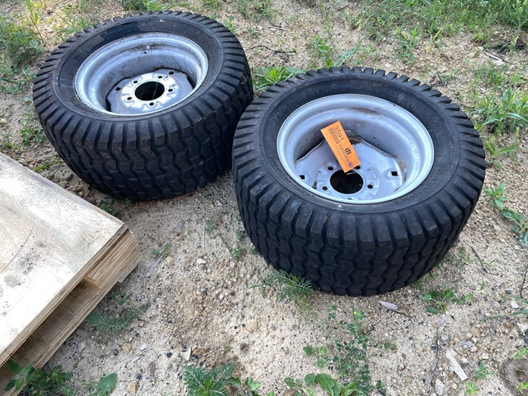 #3591-•-(2)-carlisle-tires-and-rims-image-1