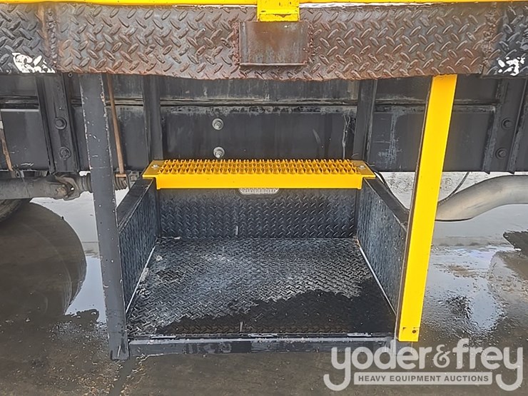 2019-ford-f750-image-27