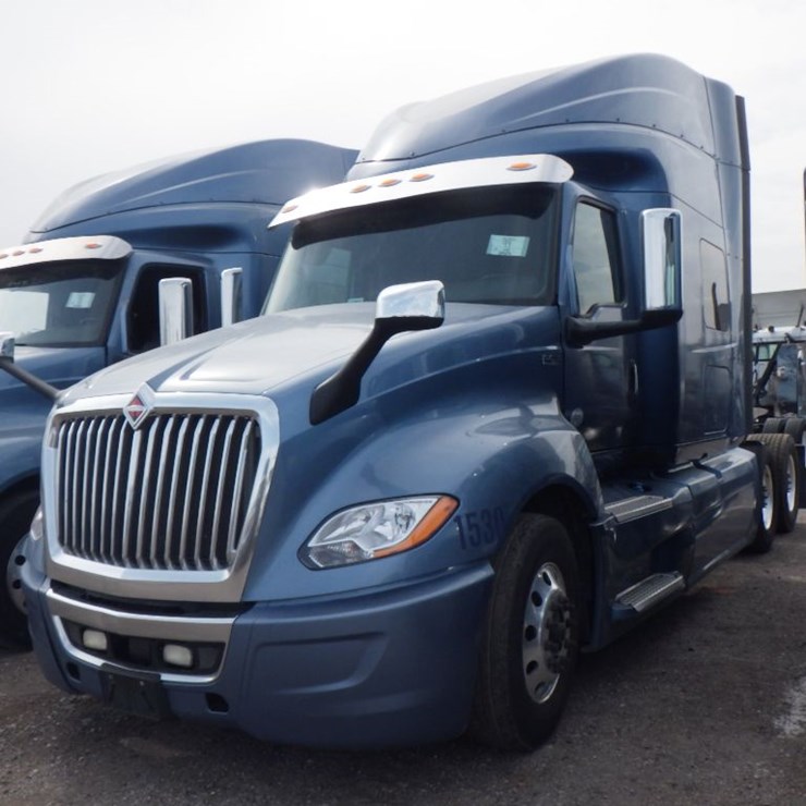 2019 INTERNATIONAL LT
