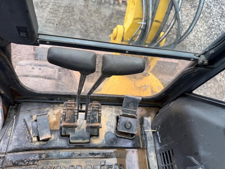 2005-komatsu-pc50mr-2-image-19