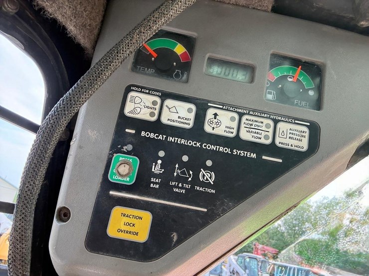 bobcat-t300-image-20
