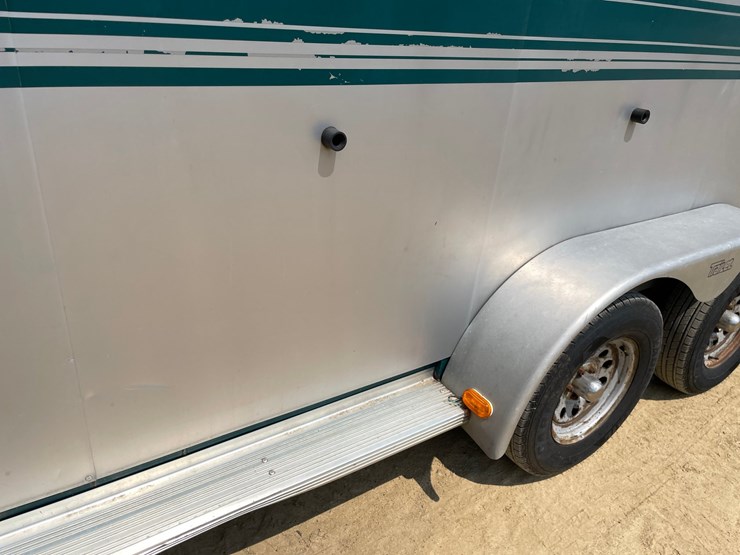 #103-•-1998-trailet-2-horse-trailer-with-overnight-package-(has-wi-title)-image-18