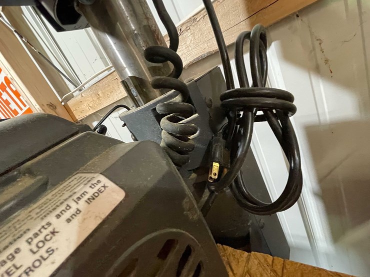 #5738-•-sears-craftsman-10"-radial-saw-image-8