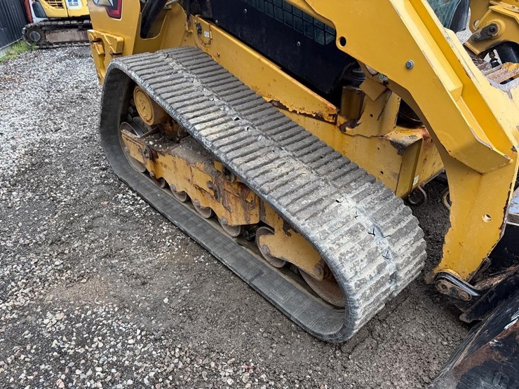 2022-caterpillar-289d3-image-12