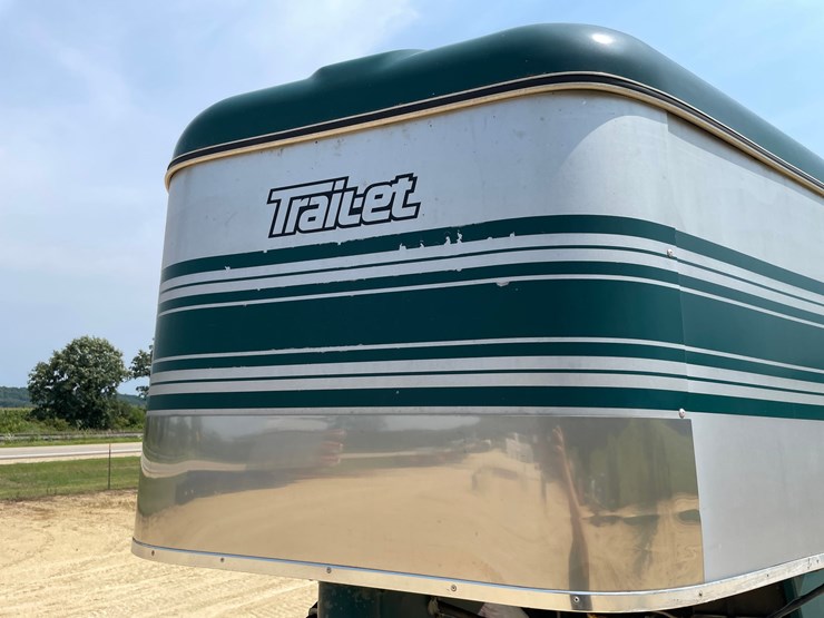 #103-•-1998-trailet-2-horse-trailer-with-overnight-package-(has-wi-title)-image-10