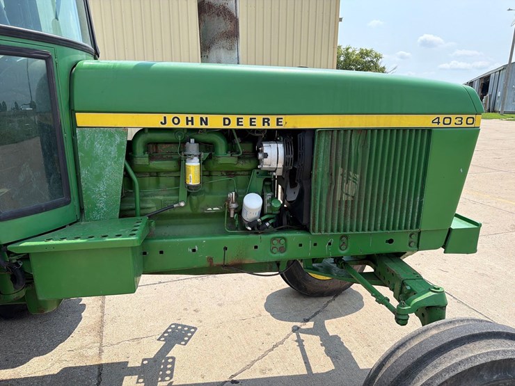 john-deere-4030-image-16