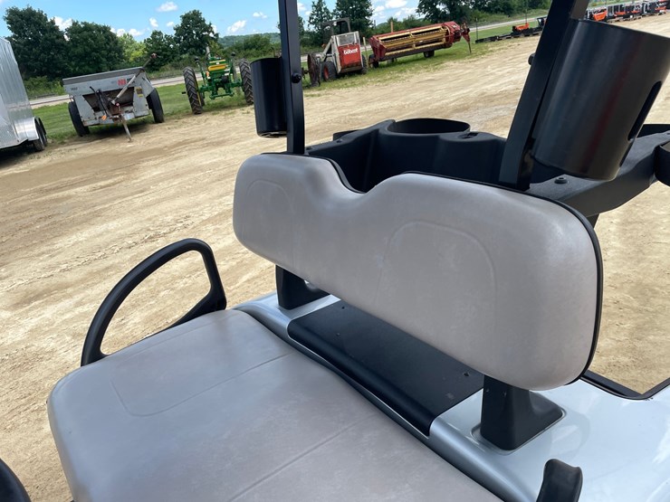 #1194-•-2022-ez-go-rxv-electric-golf-cart-image-26