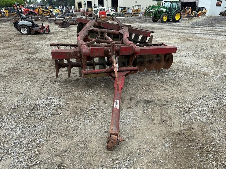 massey-ferguson-30-image-2