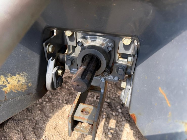 kubota-l4701-image-15