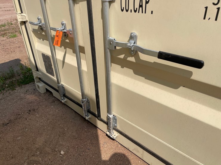 #5647-•-20'-standard-height-shipping-container-(mosinee,-wi)-image-10