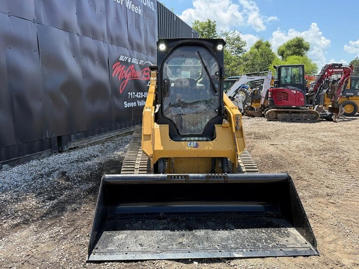 2023-caterpillar-259d3-image-7