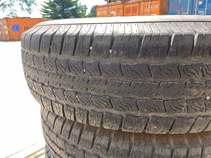 #3585-•-(4)-provider-st-radial-trailer-tires-image-8
