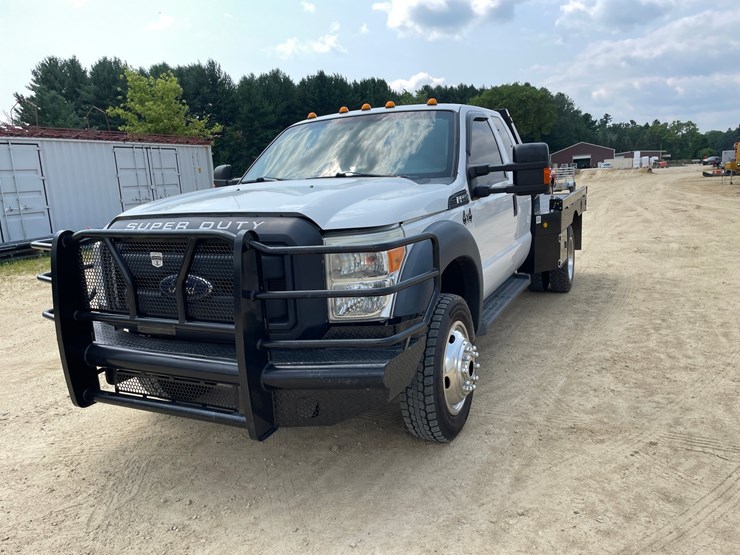 2015-ford-f550-image-1