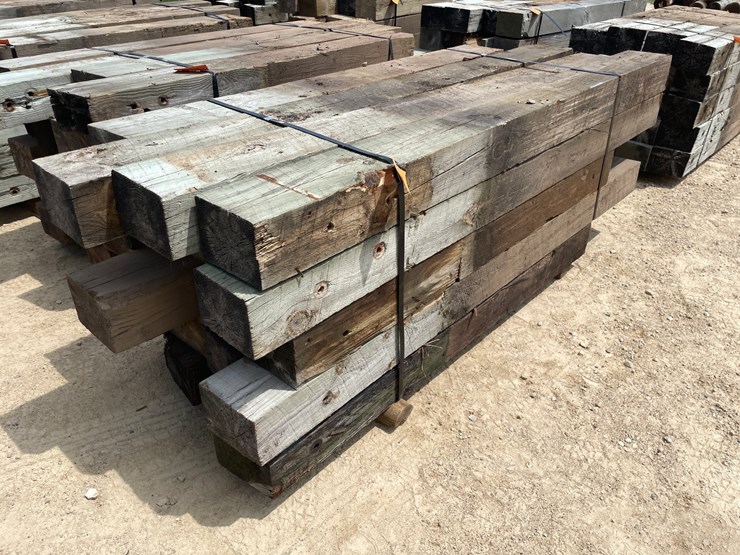 #3604-•-bundle-of-used-guard-rail-posts-image-2