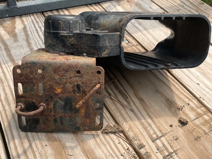 #5725-•-kolpin-plastic-gun-boot-image-4