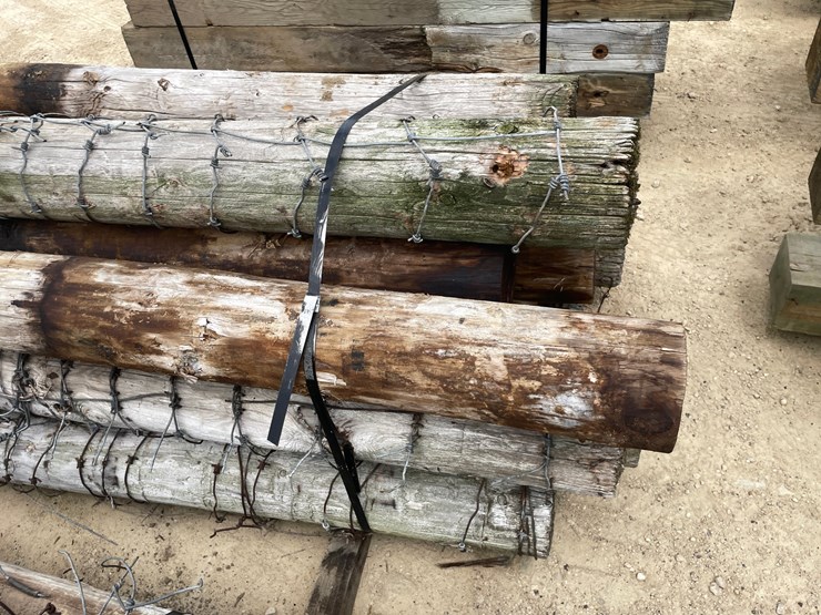 #3613-•-bundle-of-used-round-posts-image-6