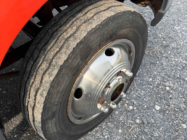2000-ford-f550-image-9
