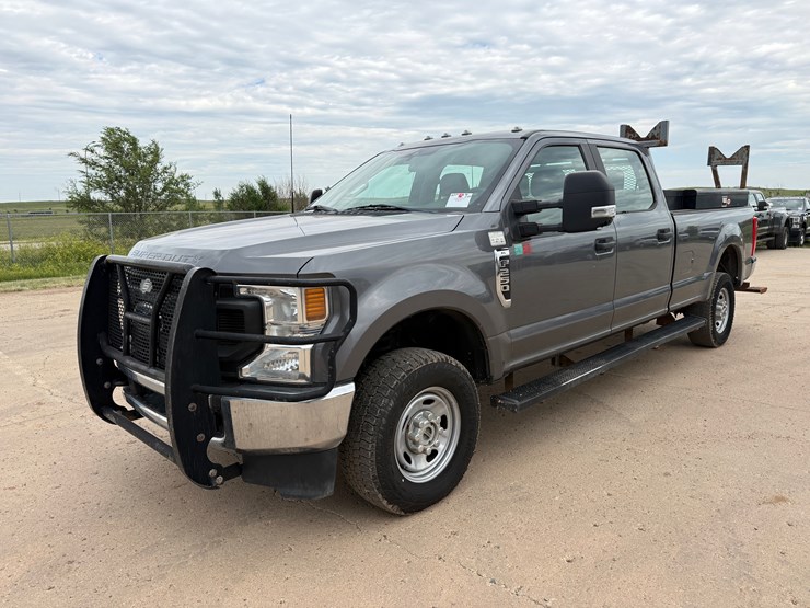 2022-ford-f250-image-2