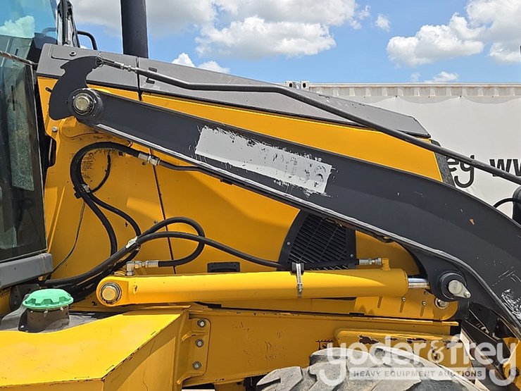 2012-deere-310sk-image-23