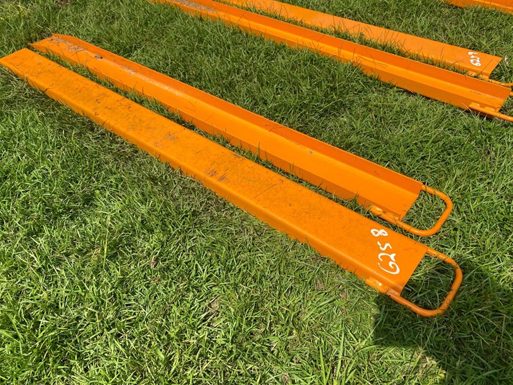 #132-•-8’-pallet-fork-extensions-image-1