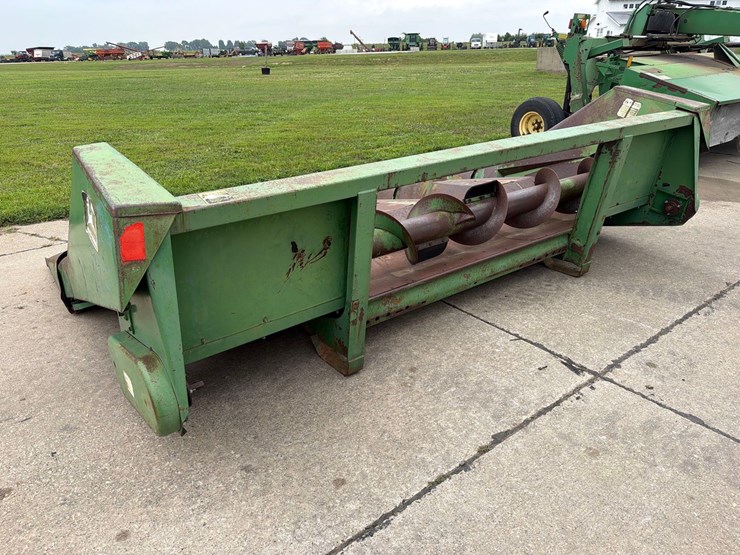 john-deere-444-image-4