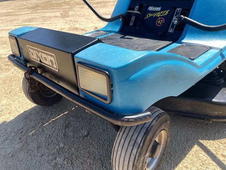 #1228-•-dixon-ztr-42"-zero-turn-lawnmower-image-11