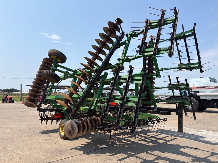john-deere-637-image-5