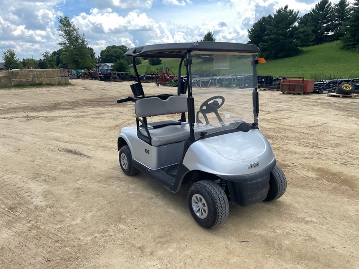 #1194-•-2022-ez-go-rxv-electric-golf-cart-image-3